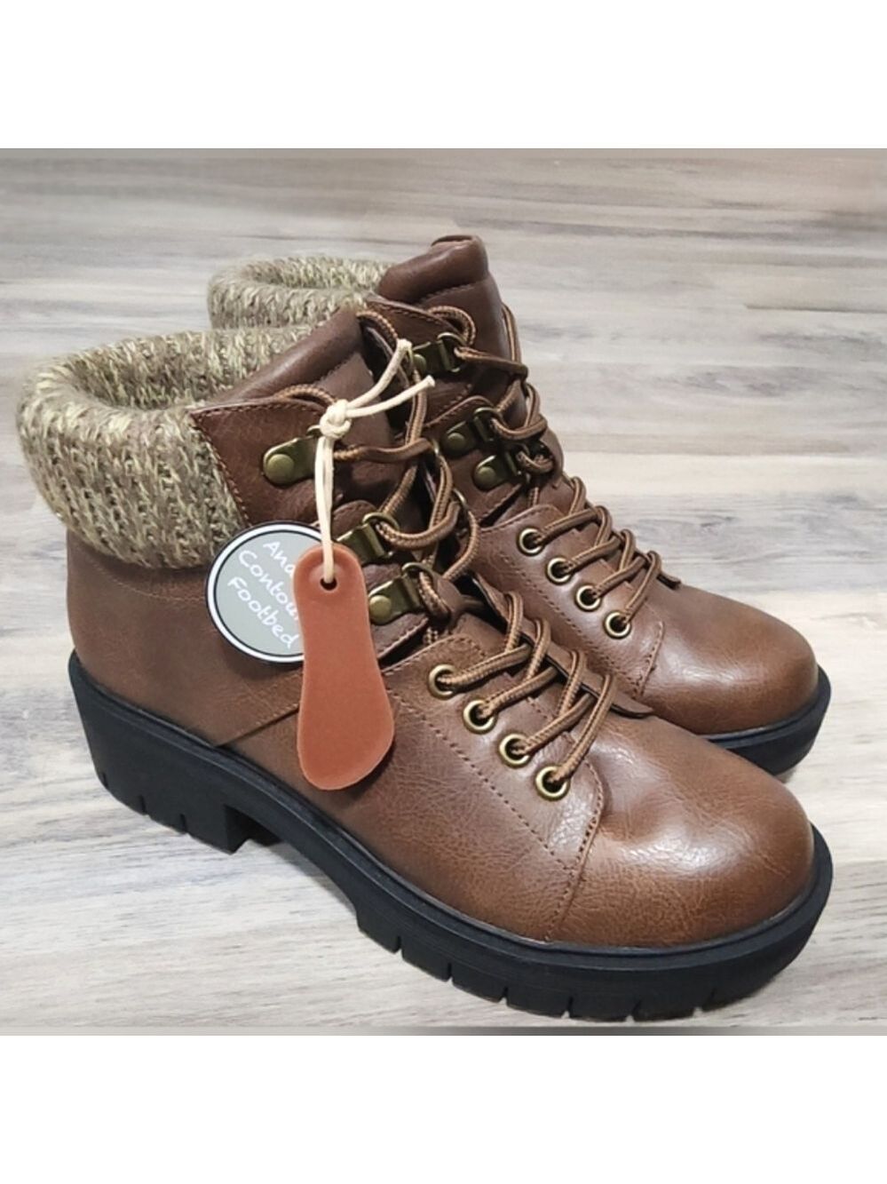 Mia Marsha Brown Lace Up Lug Hiking Boots Size 7 - New In Box